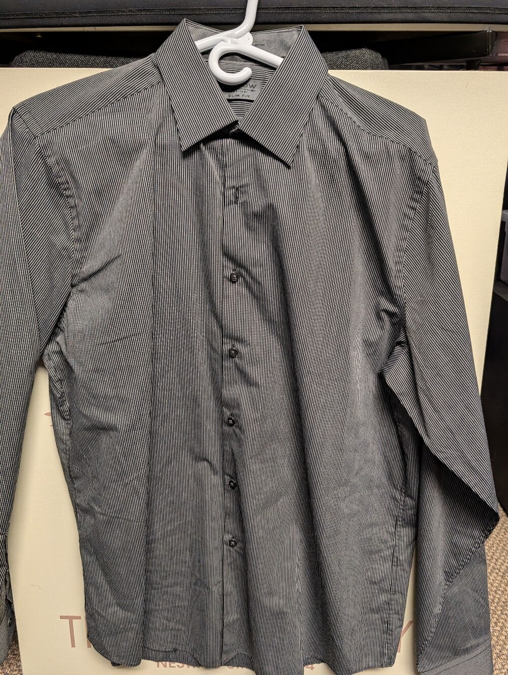 Arrow Slim Fit Men's Button Down Dress Shirt